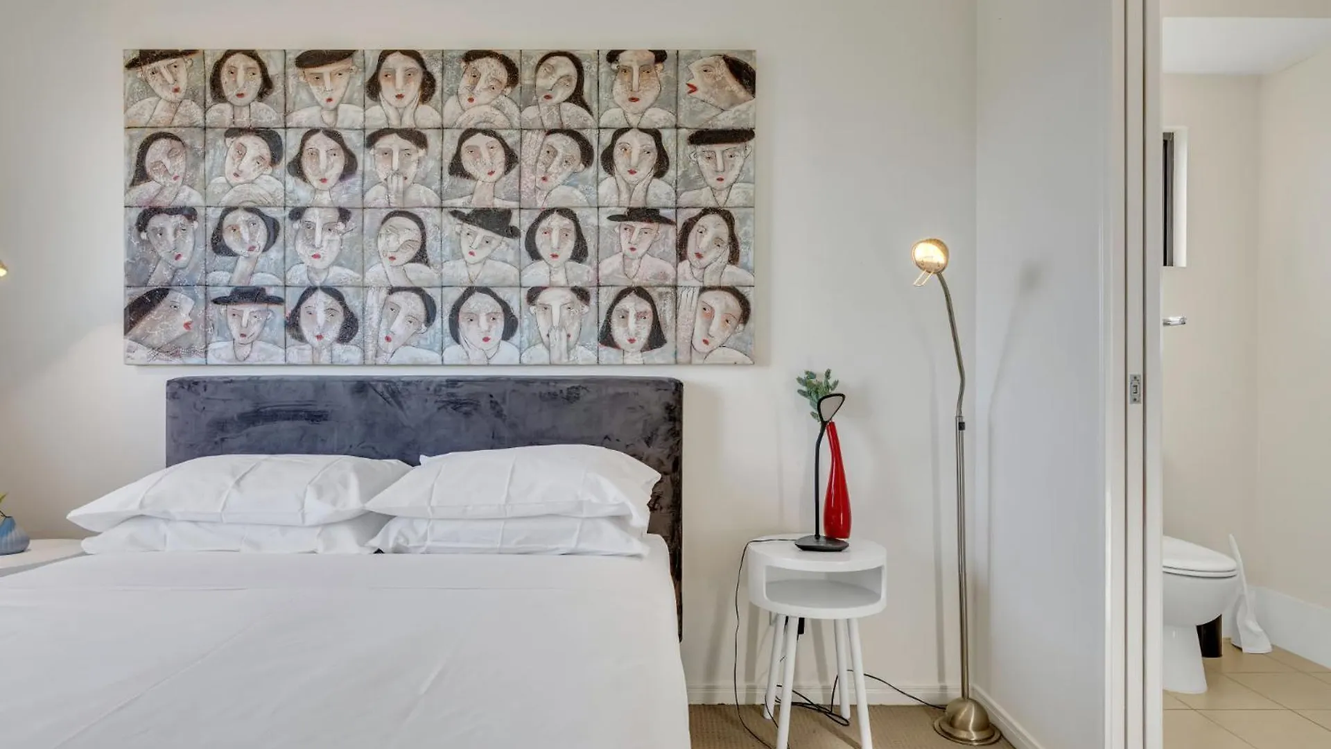 Bright 2-Bed With Private Balcony & Serene View Brisbane Australie